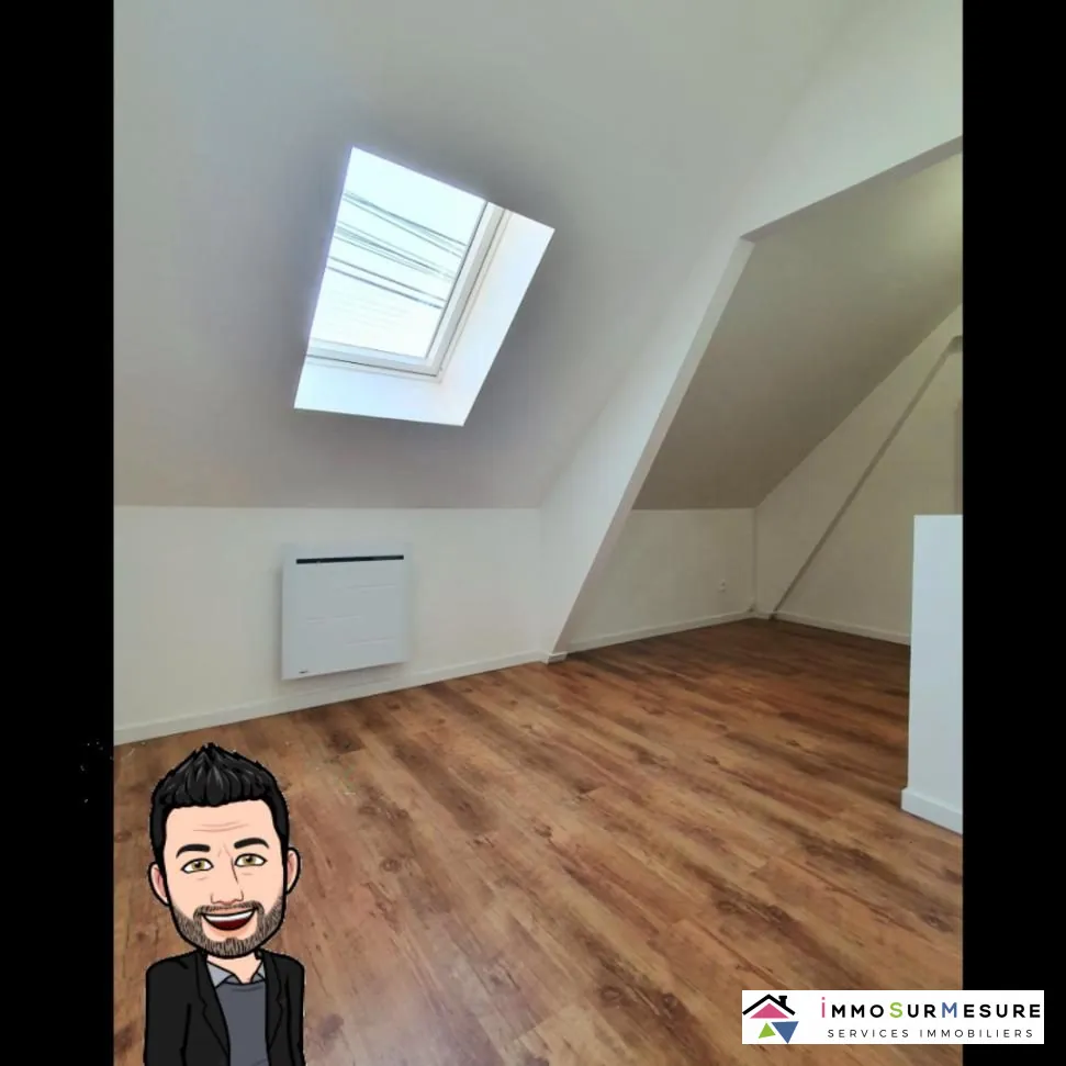 Maison de ville rénovée de 110m² à Camblain-Châtelain avec jardin 