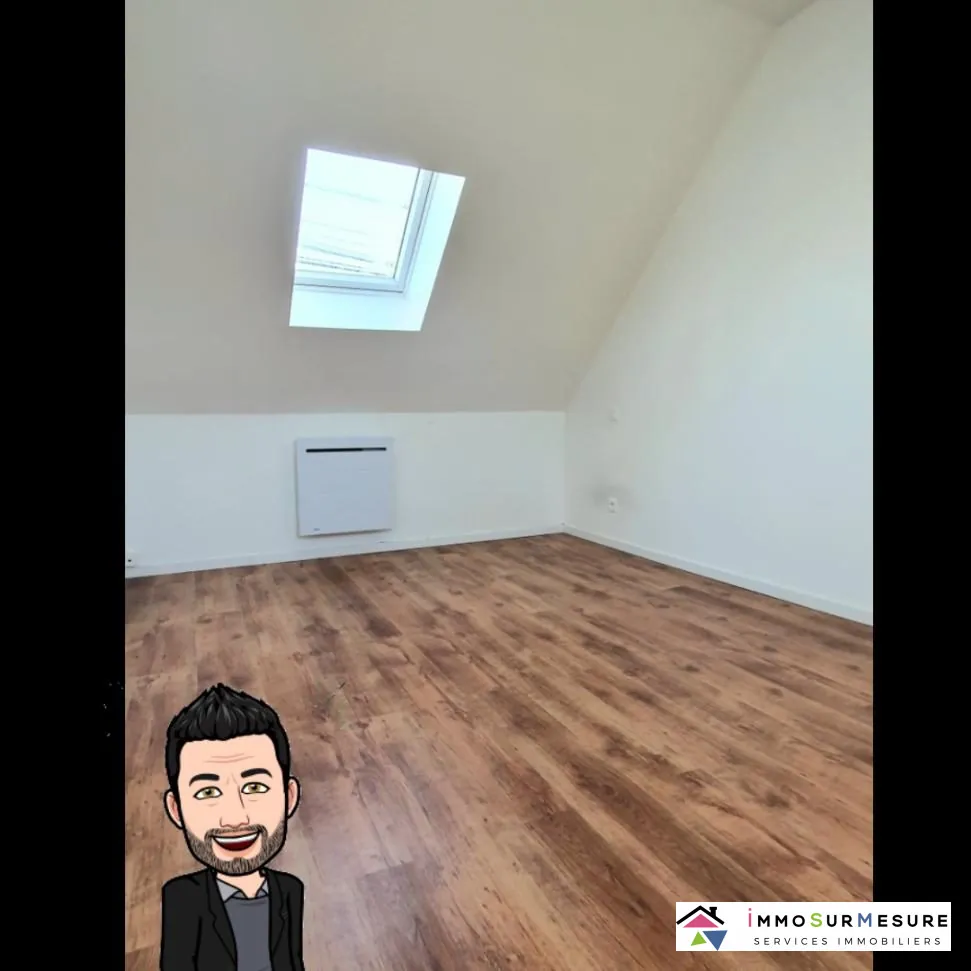 Maison de ville rénovée de 110m² à Camblain-Châtelain avec jardin 