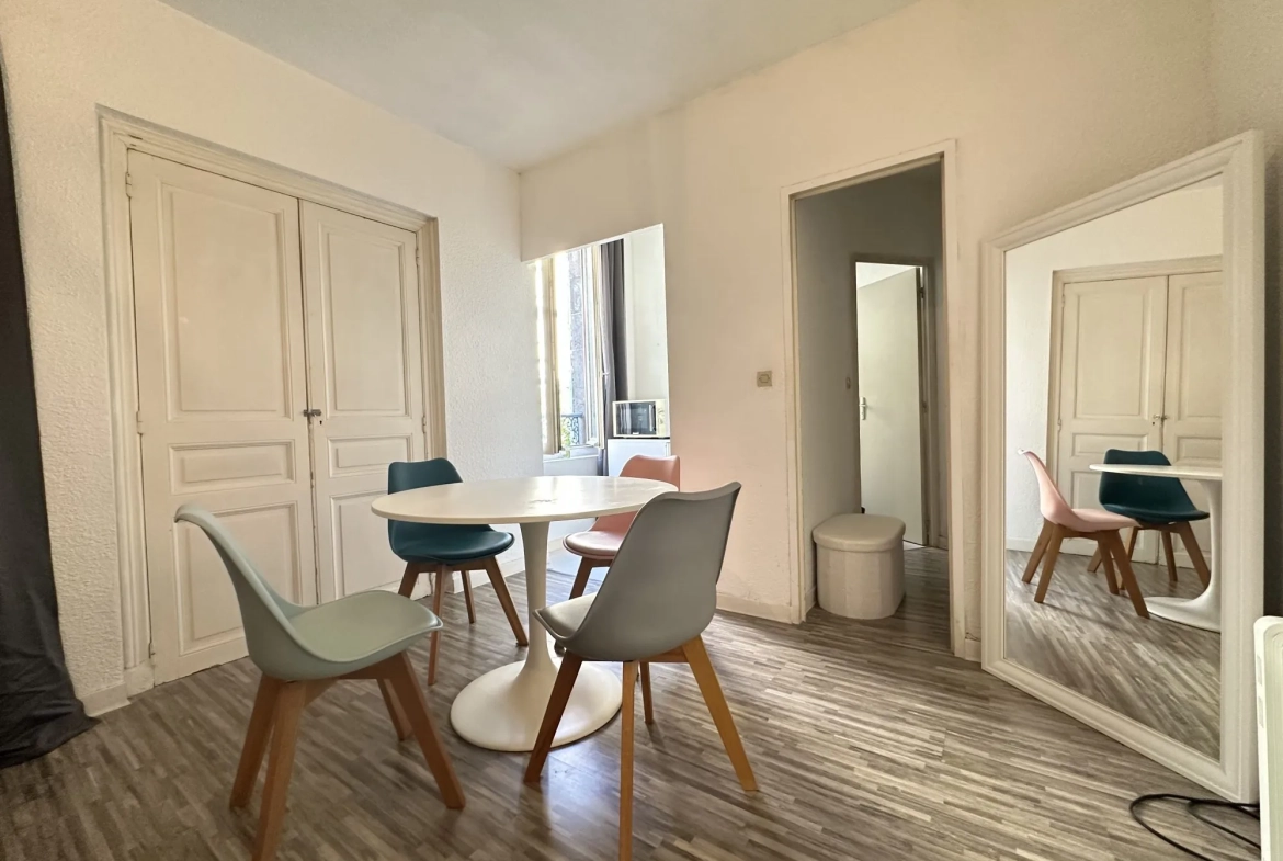 Appartement T1 à vendre au centre de Clermont-Ferrand, idéal investissement 