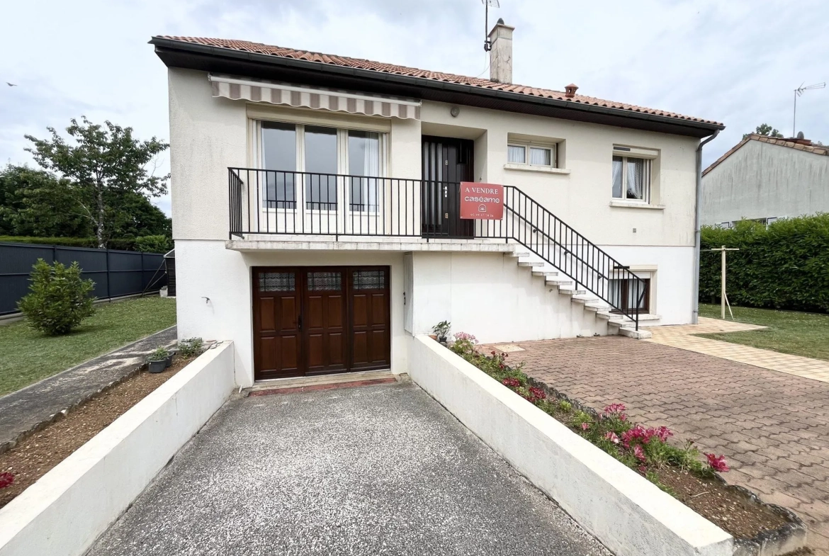 Maison familiale lumineuse avec jardin à Poitiers - Quartier Grand Maison 