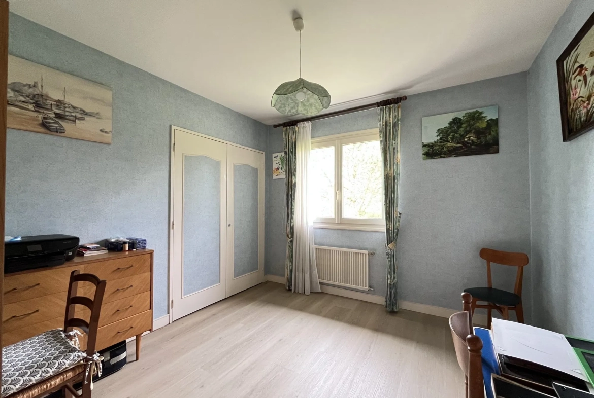 Maison familiale lumineuse avec jardin à Poitiers - Quartier Grand Maison 