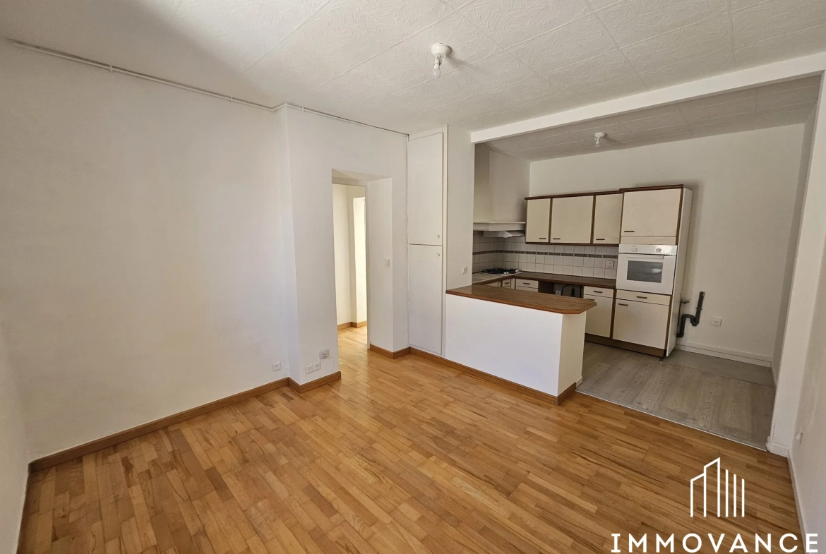 Charmant T2 rénové de 40 m² en vente à Montpellier, proche gare et commodités 