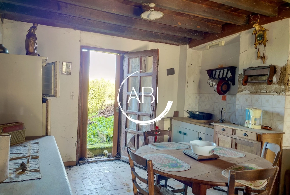 Maison à rénover de 80 m² avec jardin à Banvou 