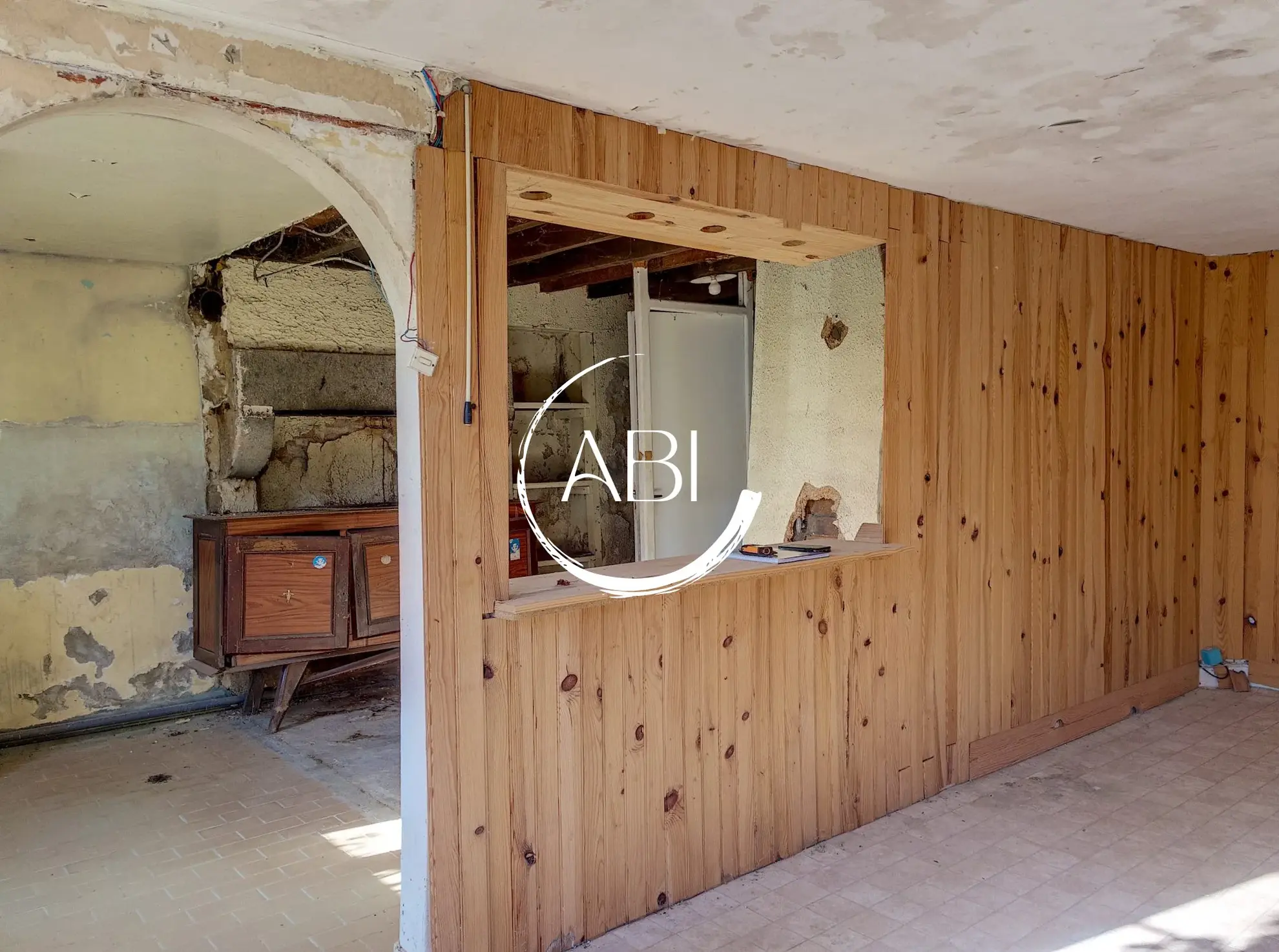 Maison à rénover de 80 m² avec jardin à Banvou 