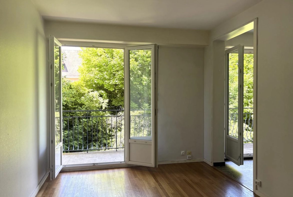 Charmant appartement T1 BIS à Talant avec balcon et cave - Vue dégagée 