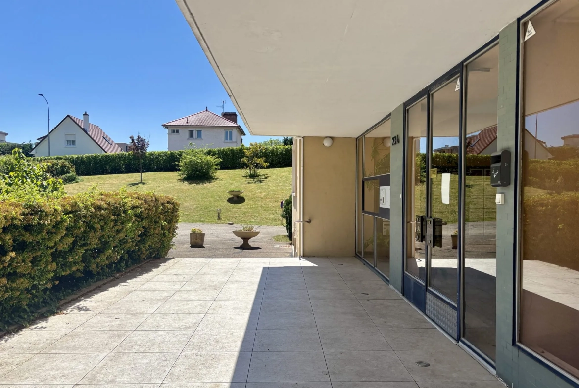 Charmant appartement T1 BIS à Talant avec balcon et cave - Vue dégagée 