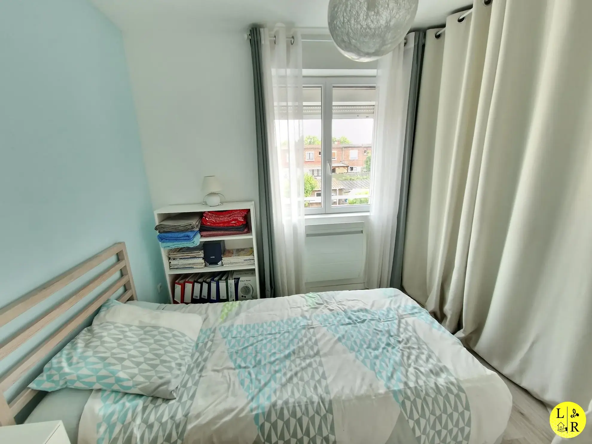 Maison rénovée avec jardin à Arras - 115 m², proche écoles et commodités 