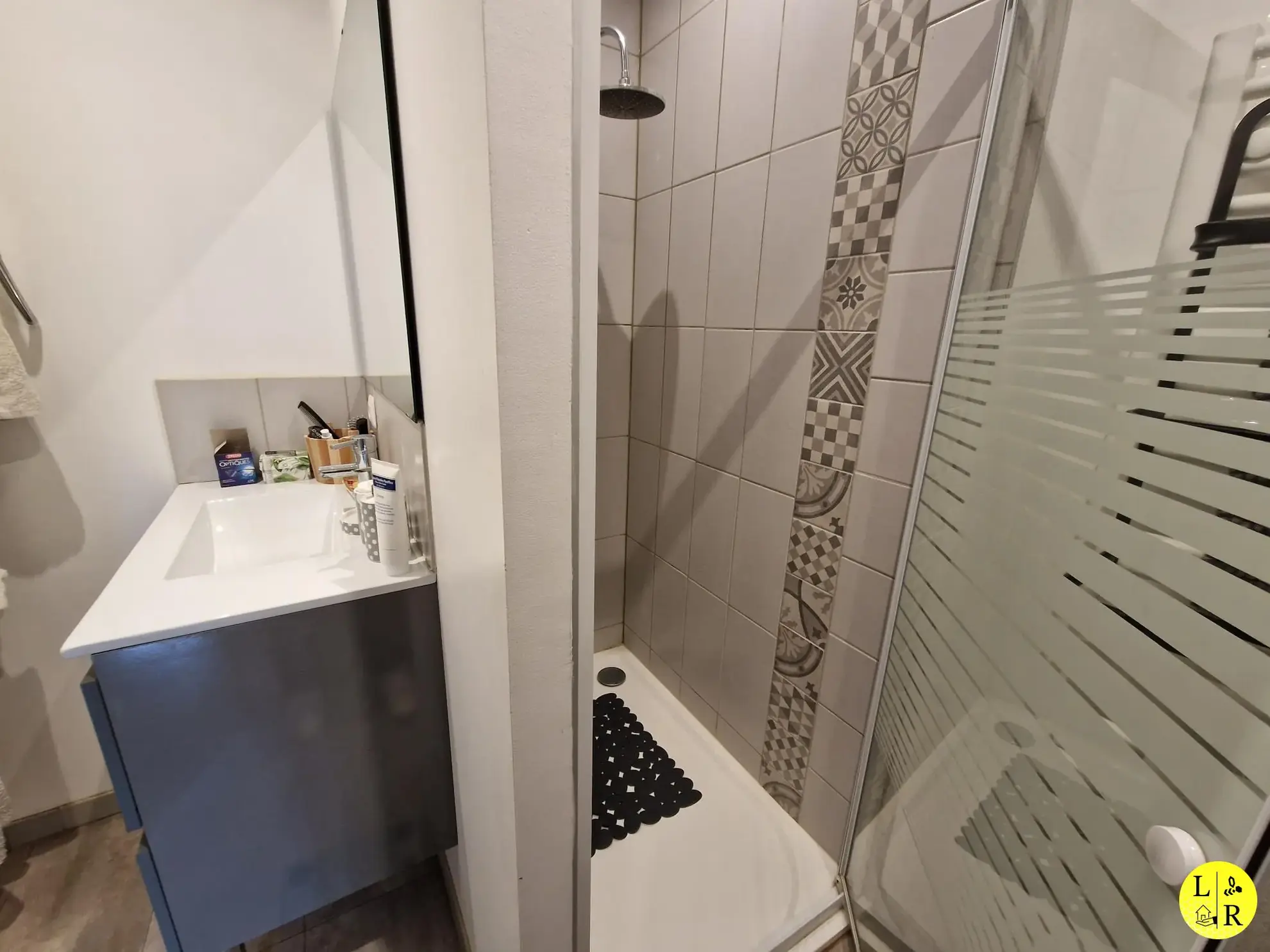 Maison rénovée avec jardin à Arras - 115 m², proche écoles et commodités 