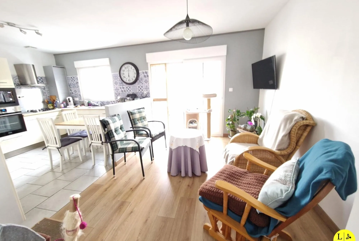Maison rénovée avec jardin à Arras - 115 m², proche écoles et commodités 