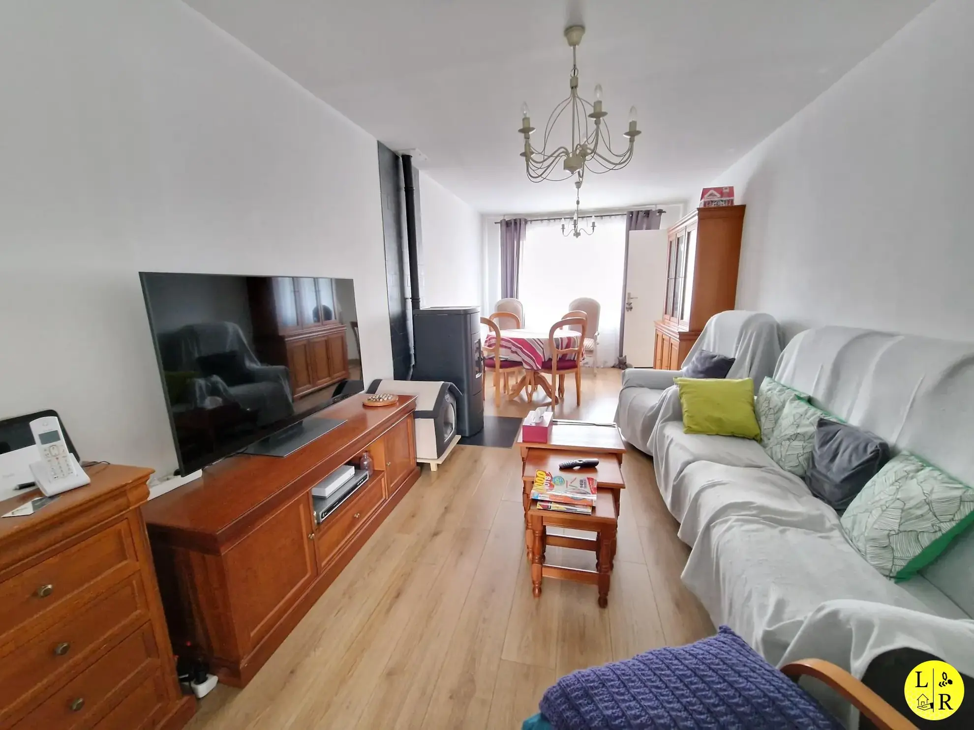 Maison rénovée avec jardin à Arras - 115 m², proche écoles et commodités 