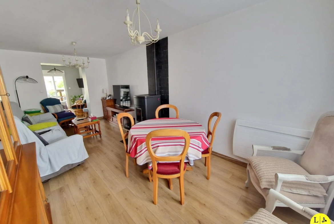 Maison rénovée avec jardin à Arras - 115 m², proche écoles et commodités 