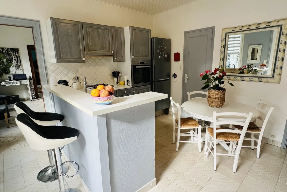 Maison lumineuse à Villers-Outréaux avec grand espace et garage 