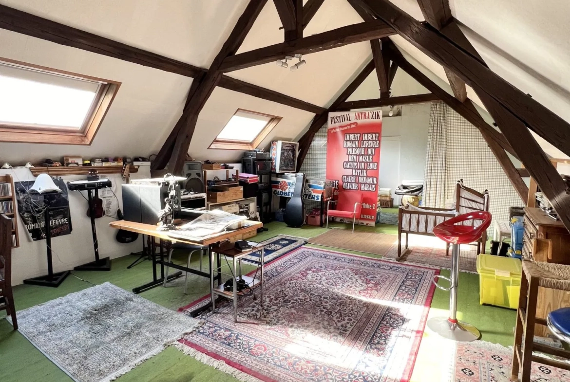 Maison lumineuse à Villers-Outréaux avec grand espace et garage 