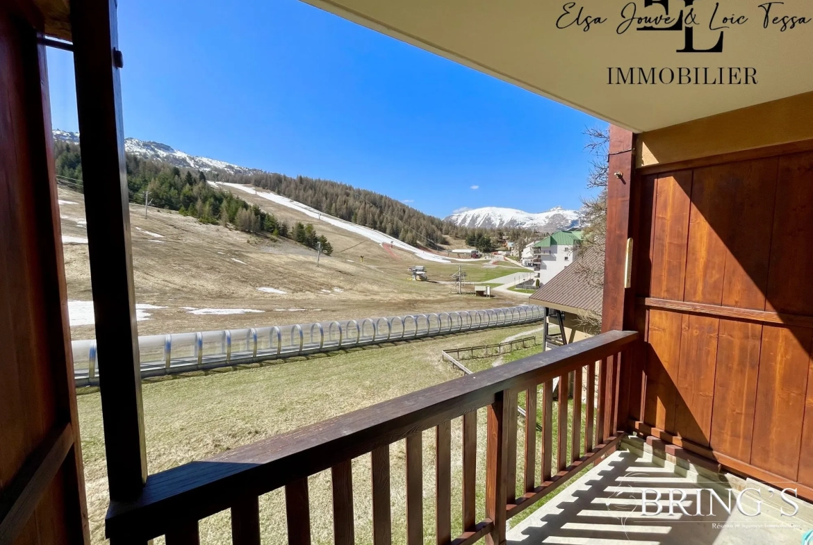 Appartement T2 en pied de pistes à La Joue du Loup - Résidence Le Soleil du Loup 