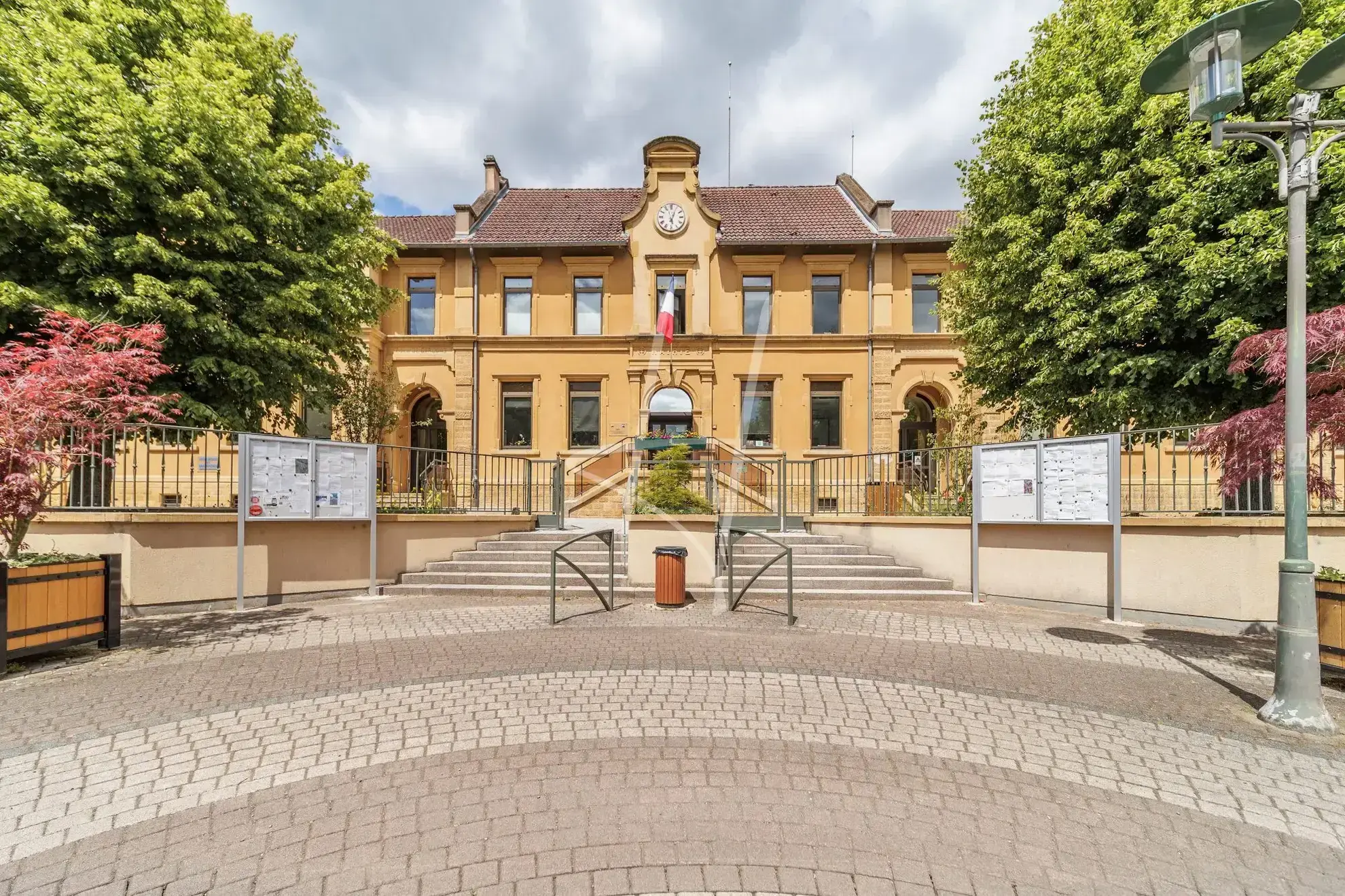 Studio à vendre à Longeville-les-Metz dans un secteur résidentiel calme 