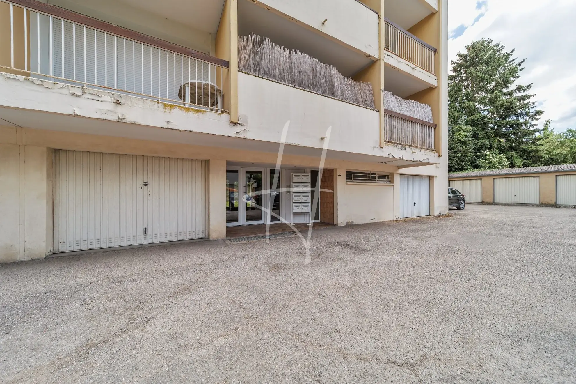 Studio à vendre à Longeville-les-Metz dans un secteur résidentiel calme 