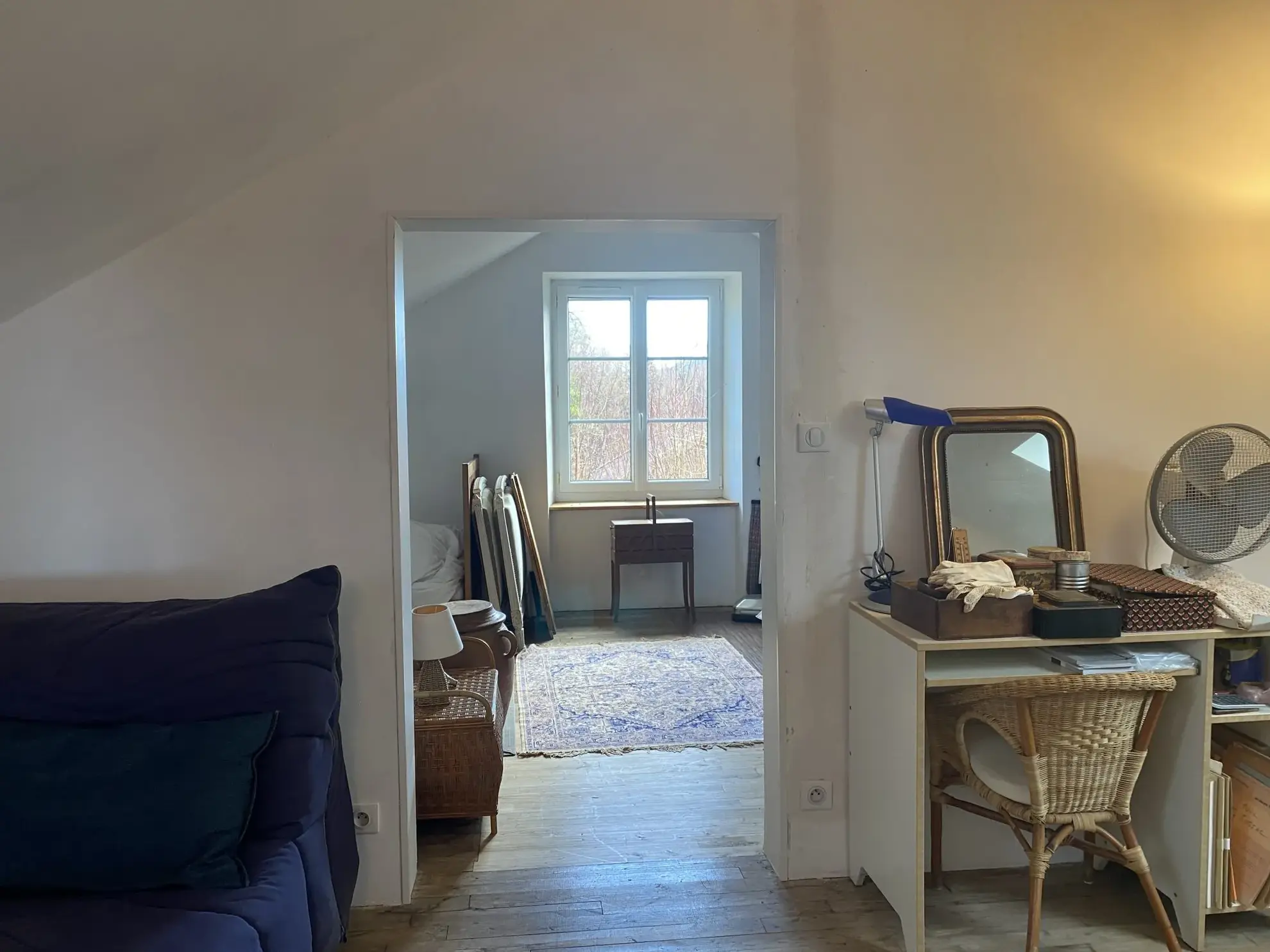 Maison de campagne à Sussac avec grand jardin et confort moderne 