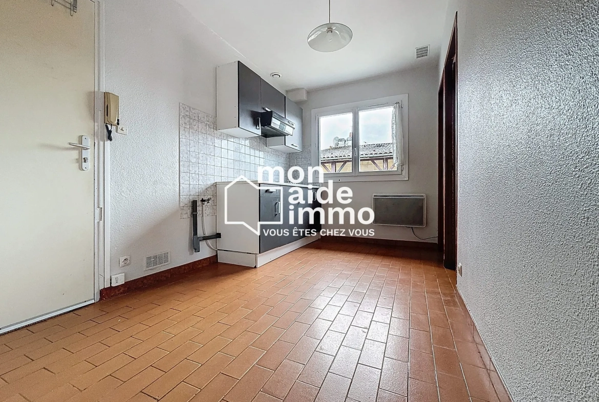 Vente appartement T2 bis à Bordeaux – 38 m², dernier étage, faibles charges 