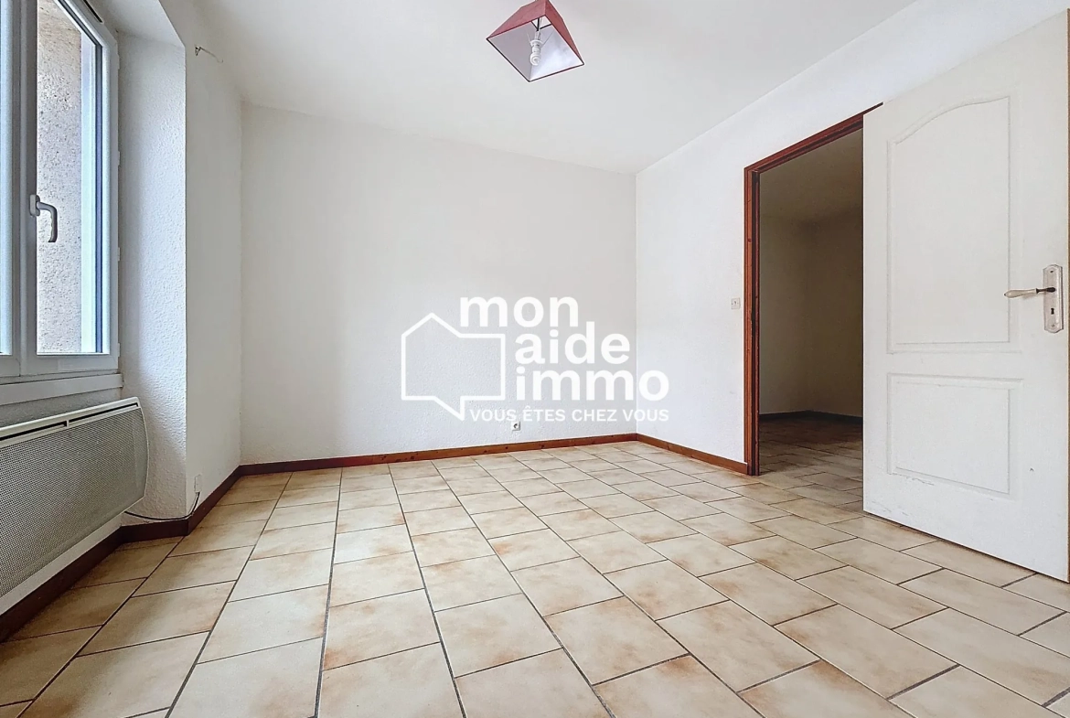 Vente appartement T2 bis à Bordeaux – 38 m², dernier étage, faibles charges 