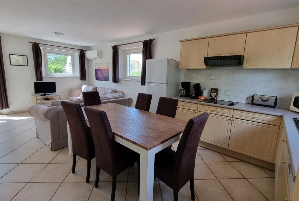 Villa 4 chambres à Vidauban dans un domaine sécurisé avec piscine et jardin 