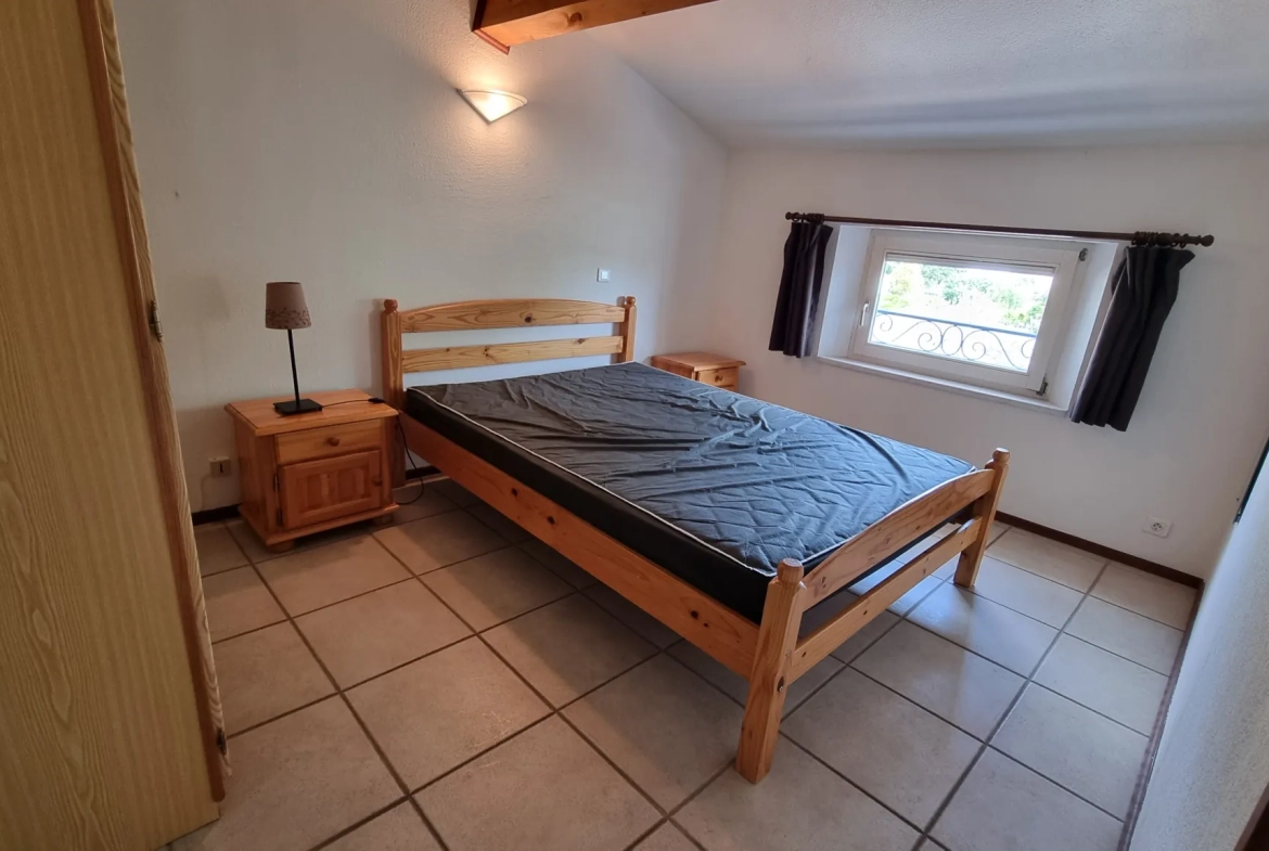 Villa 4 chambres à Vidauban dans un domaine sécurisé avec piscine et jardin 