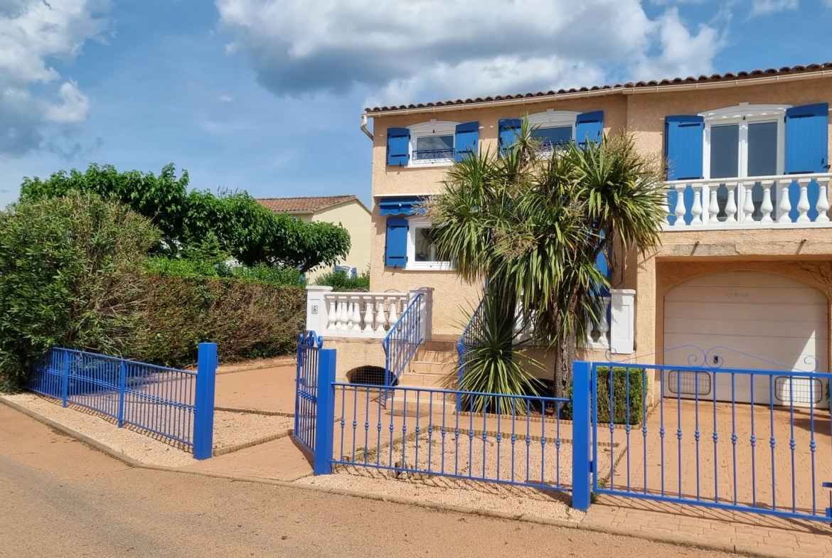 Villa 4 chambres à Vidauban dans un domaine sécurisé avec piscine et jardin 