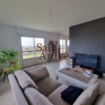 Appartement rénové situé à Angoulême avec vue, parking et cave
