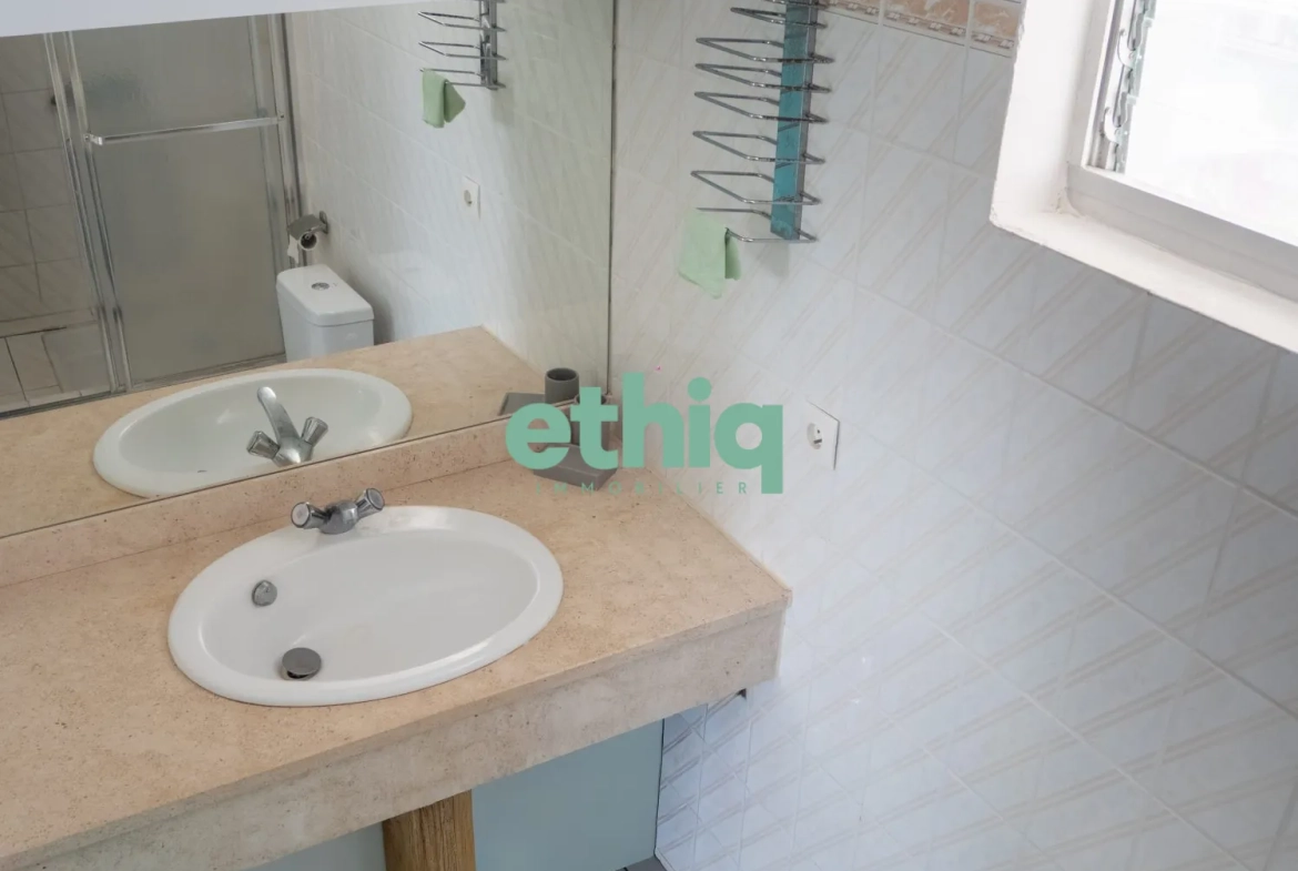 Appartement T1 avec vue mer à vendre au Gosier, résidence Yucca 