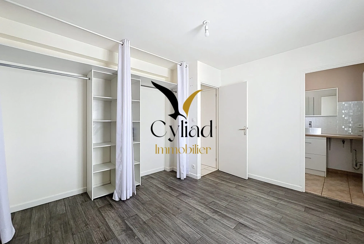 Appartement T2 en Rez-de-Chaussée à Châteauneuf-d'Ille-et-Vilaine - Idéal Investissement ou Résidence Secondaire 