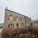Maison à rénover à Saint Martin de Sallen - Grand jardin et dépendance