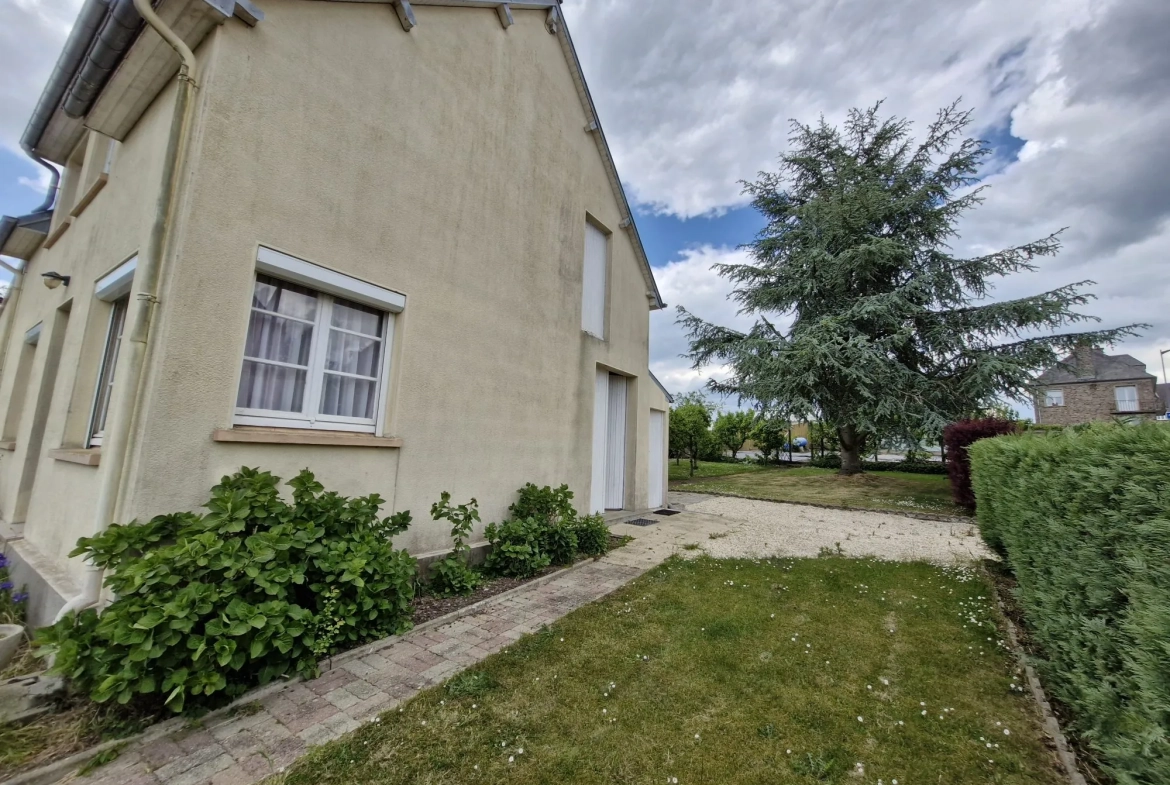 Maison de village à Valdallière – 2 chambres, grand terrain, proche Vire 