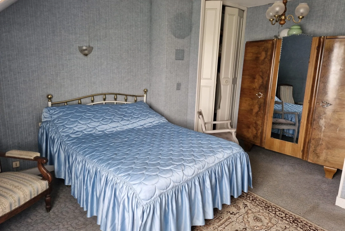 Maison de village à Valdallière – 2 chambres, grand terrain, proche Vire 