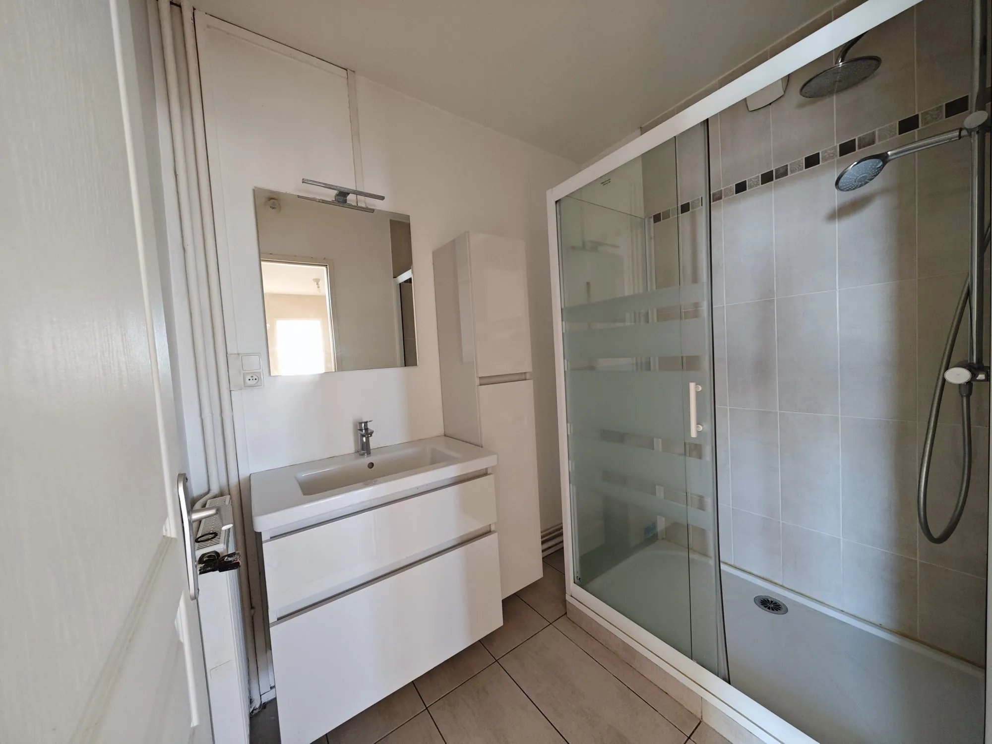 Appartement 4 pièces lumineux avec ascenseur à Rives du Cher, Tours 