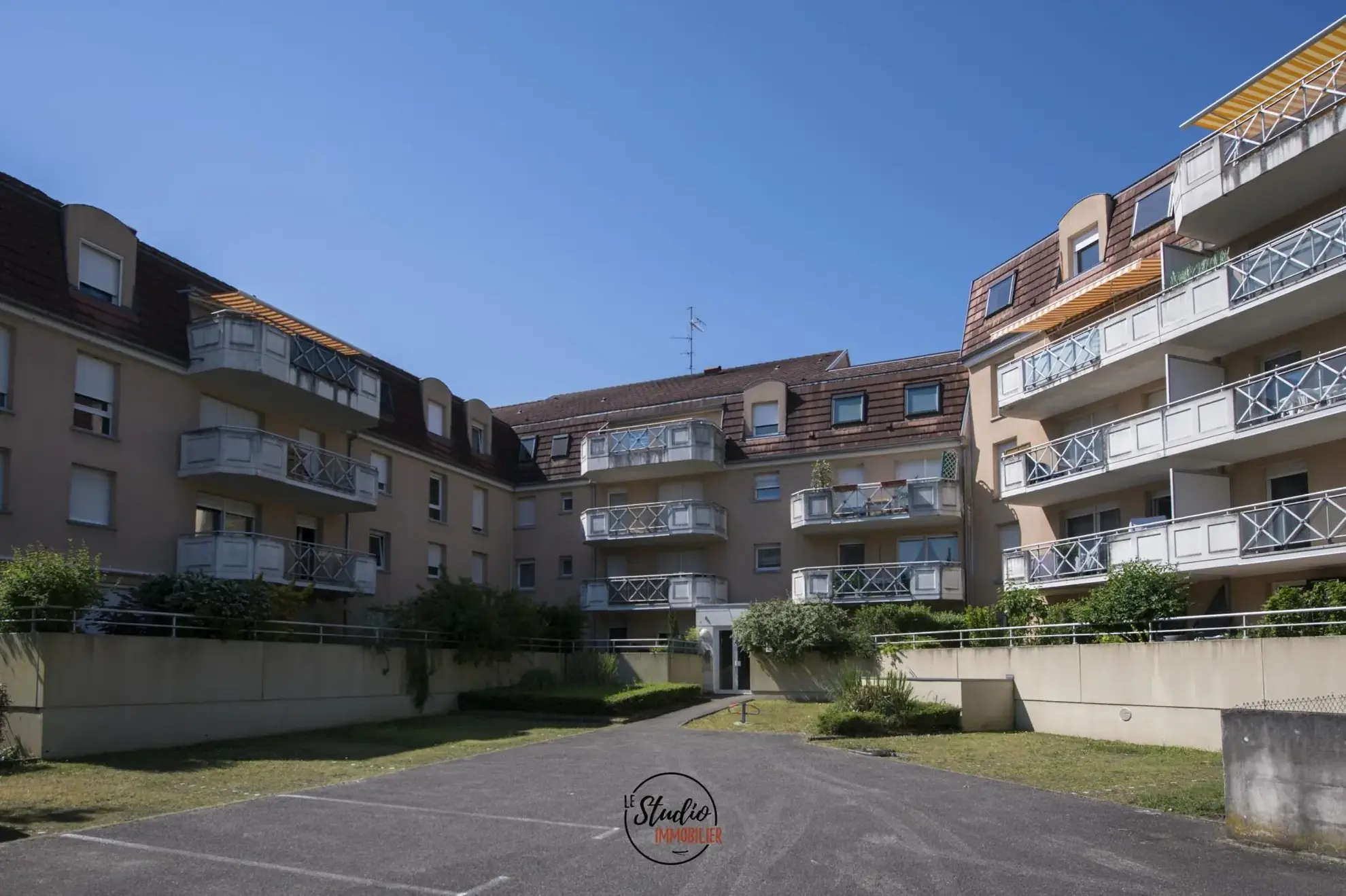 Appartement T2 avec balcon, cave et garage à Haguenau - Prix attractif 