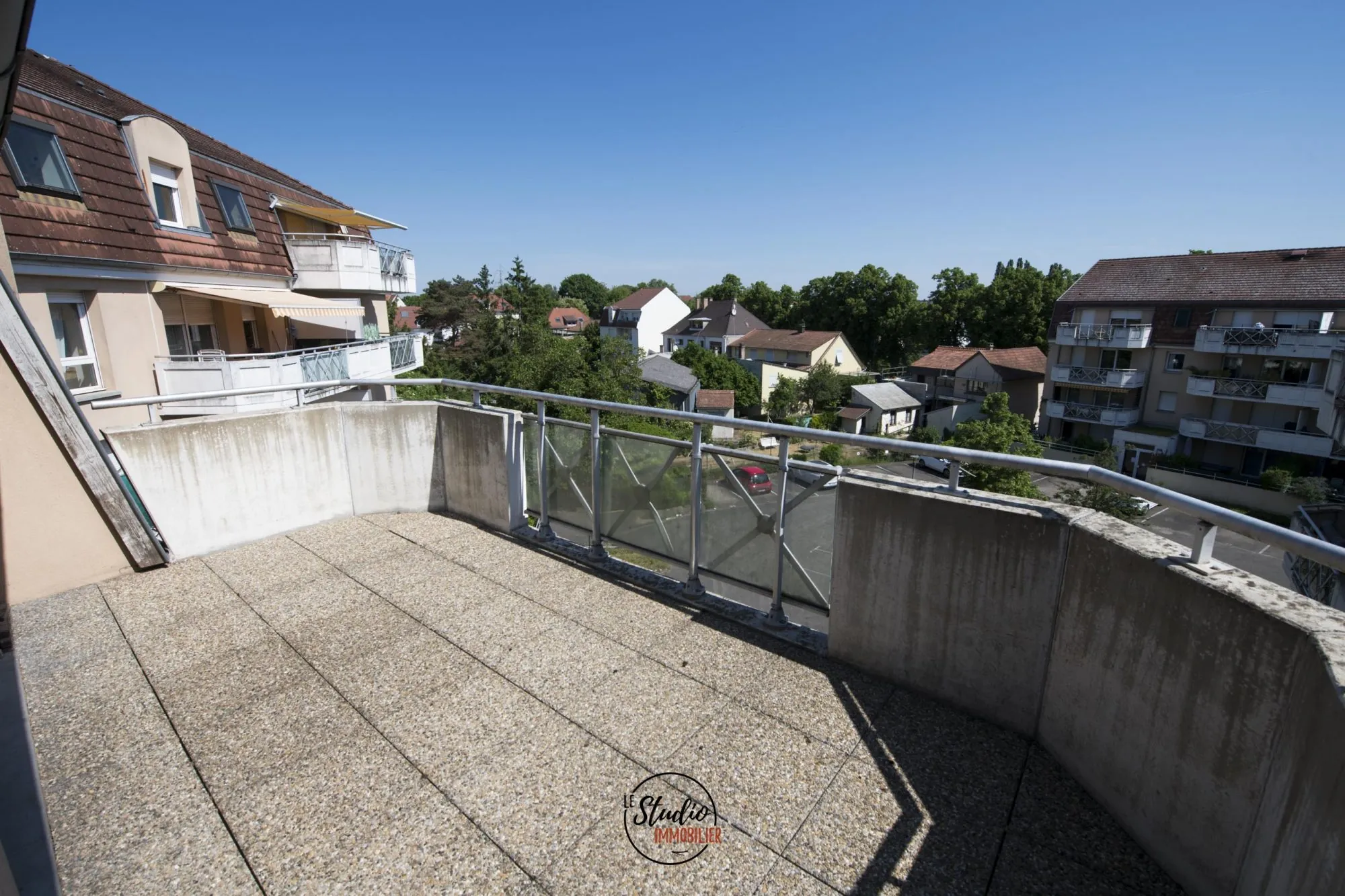 Appartement T2 avec balcon, cave et garage à Haguenau - Prix attractif 