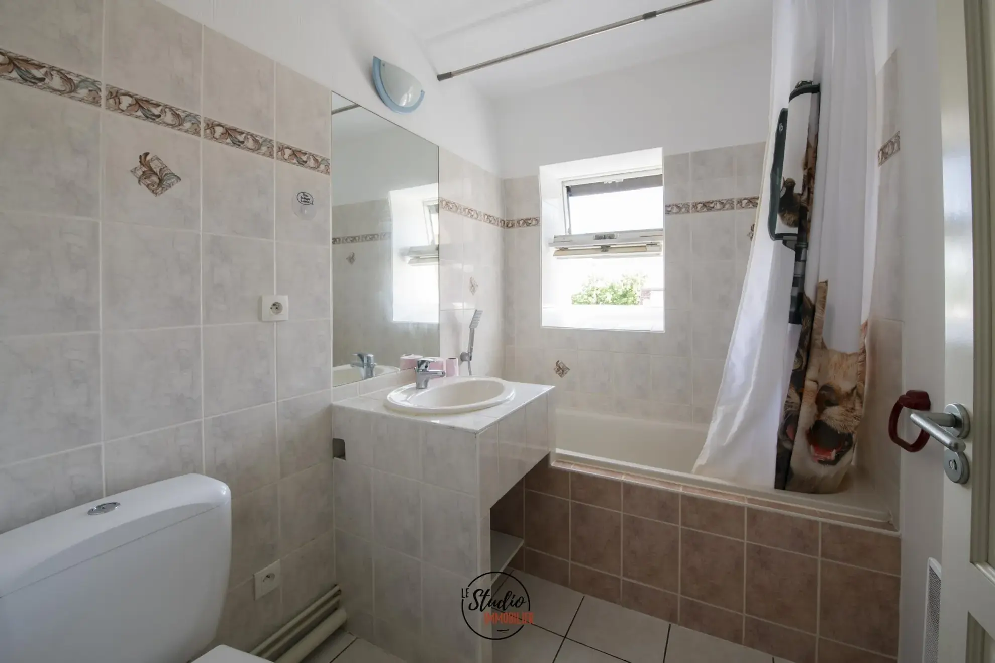 Appartement T2 avec balcon, cave et garage à Haguenau - Prix attractif 