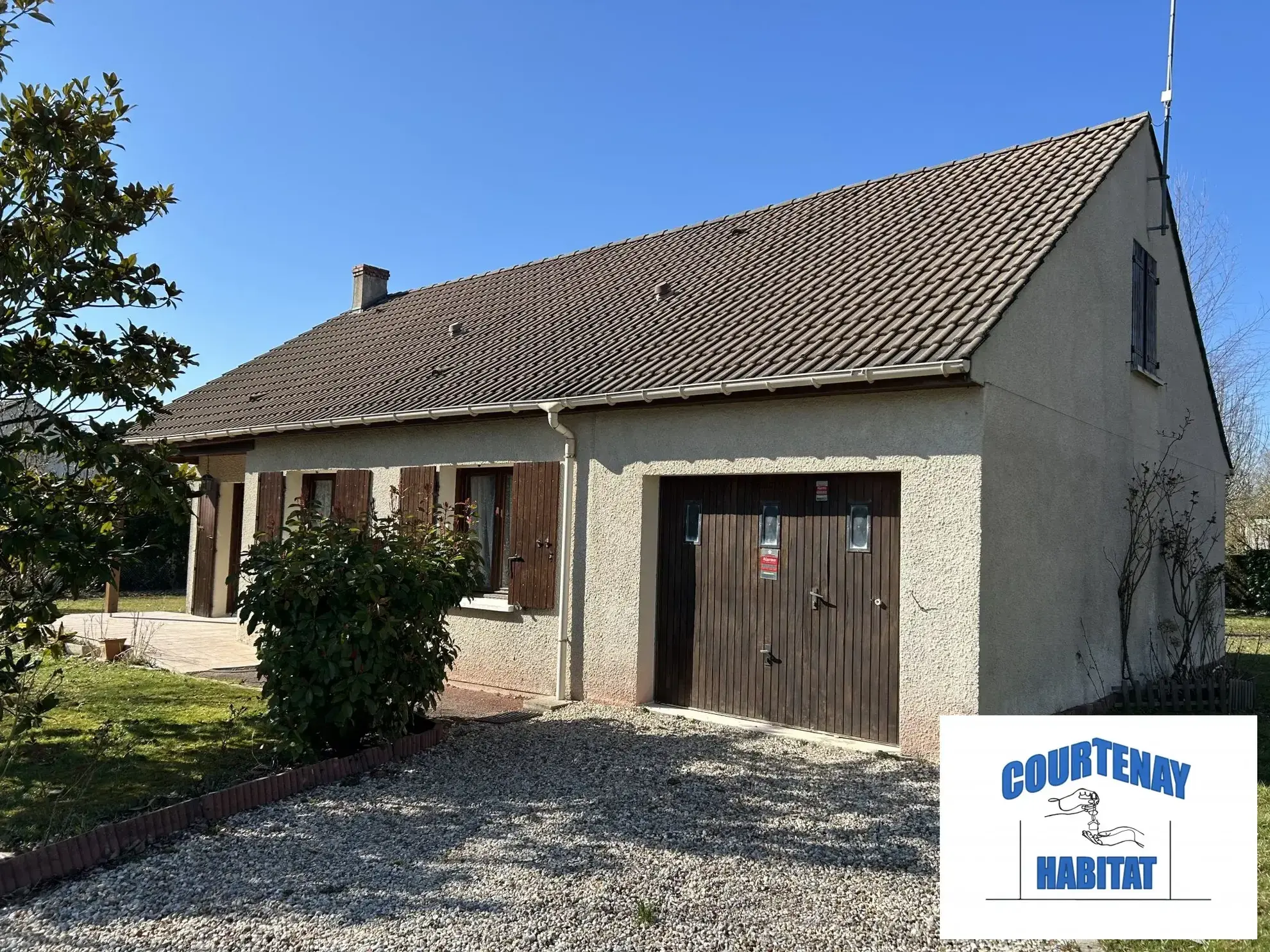 Charmante maison de campagne à Courtenay avec jardin et confort moderne 