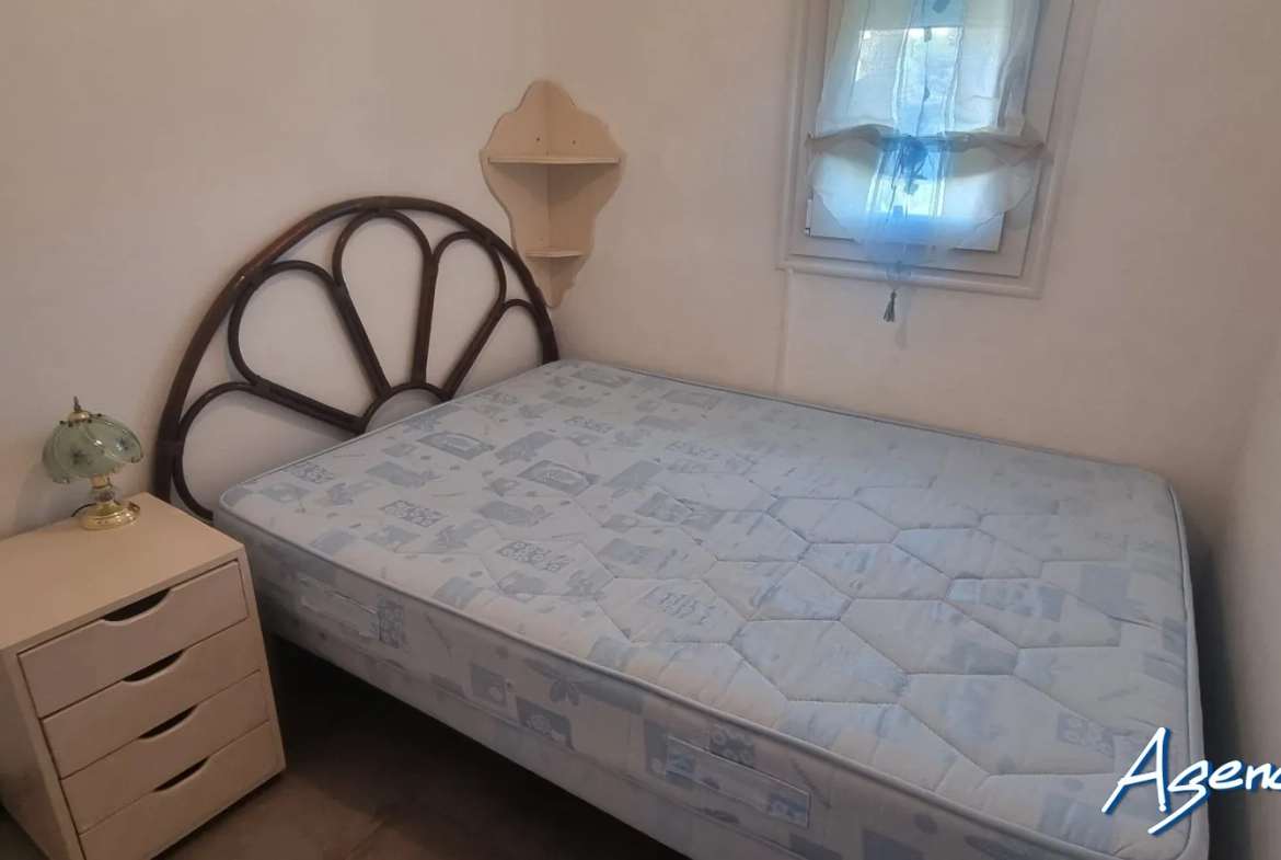 Appartement T2 meublé de 25 m² à Saint-Pierre-la-mer – Prix compétitif 
