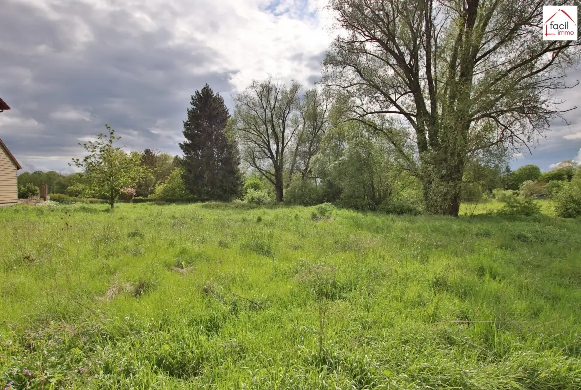 Terrain constructible de 14 ares dans un village calme près de Sarrebourg et Dieuze 