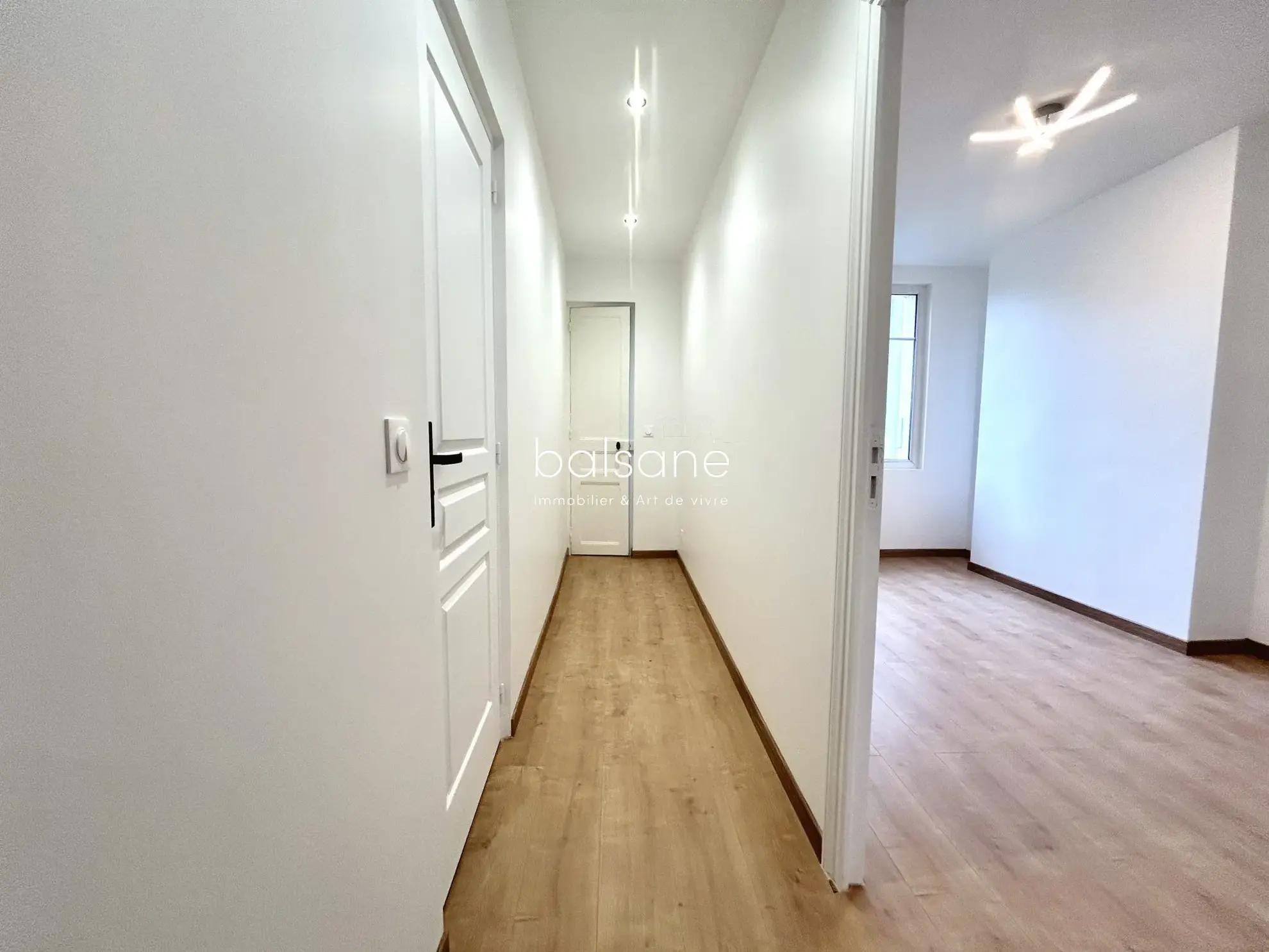 Appartement à vendre à Dieppe – Charme ancien et modernité au centre-ville 