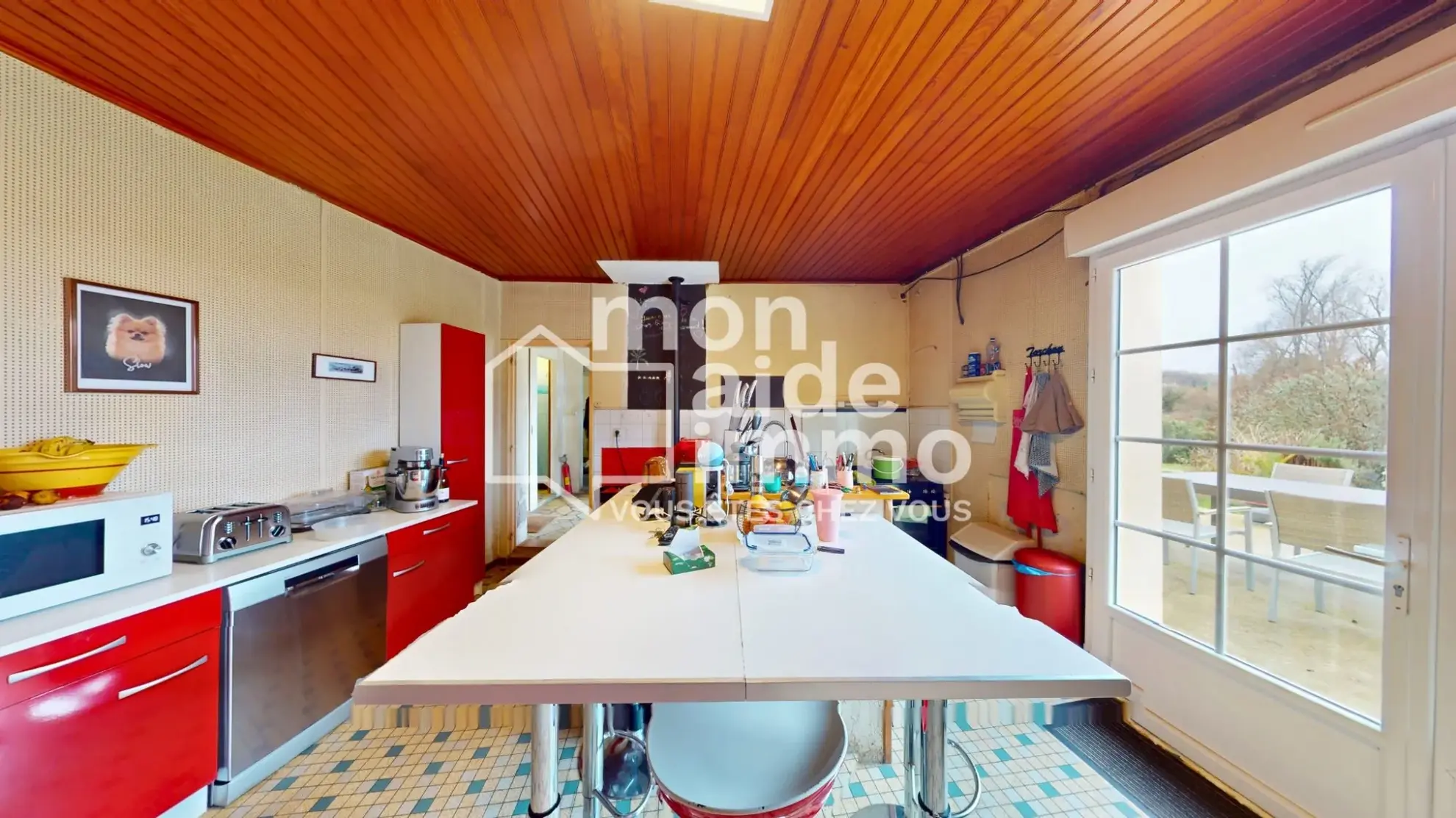 Maison en pierre avec dépendances à Sainte Colombe proche Libourne 