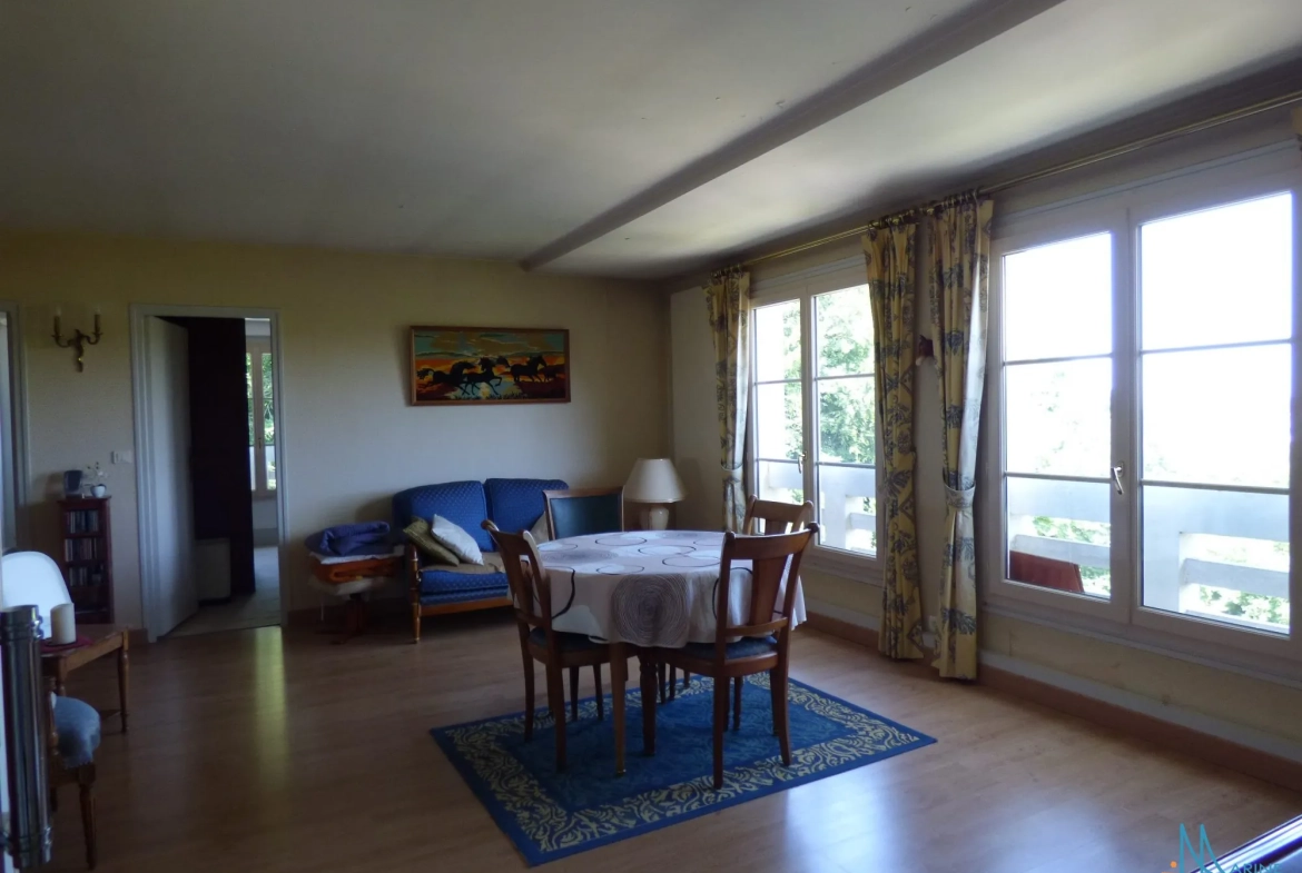 Appartement 3 pièces lumineux proche Dieppe avec garage et cave 