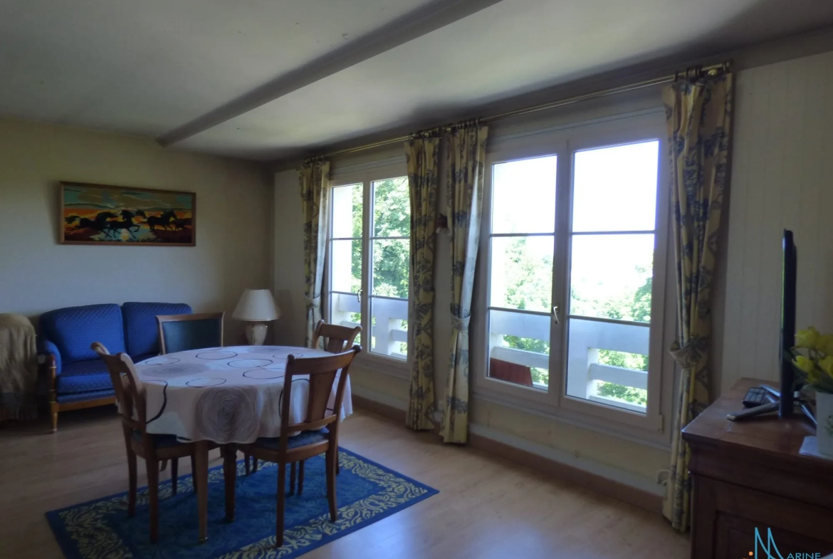 Appartement 3 pièces lumineux proche Dieppe avec garage et cave 