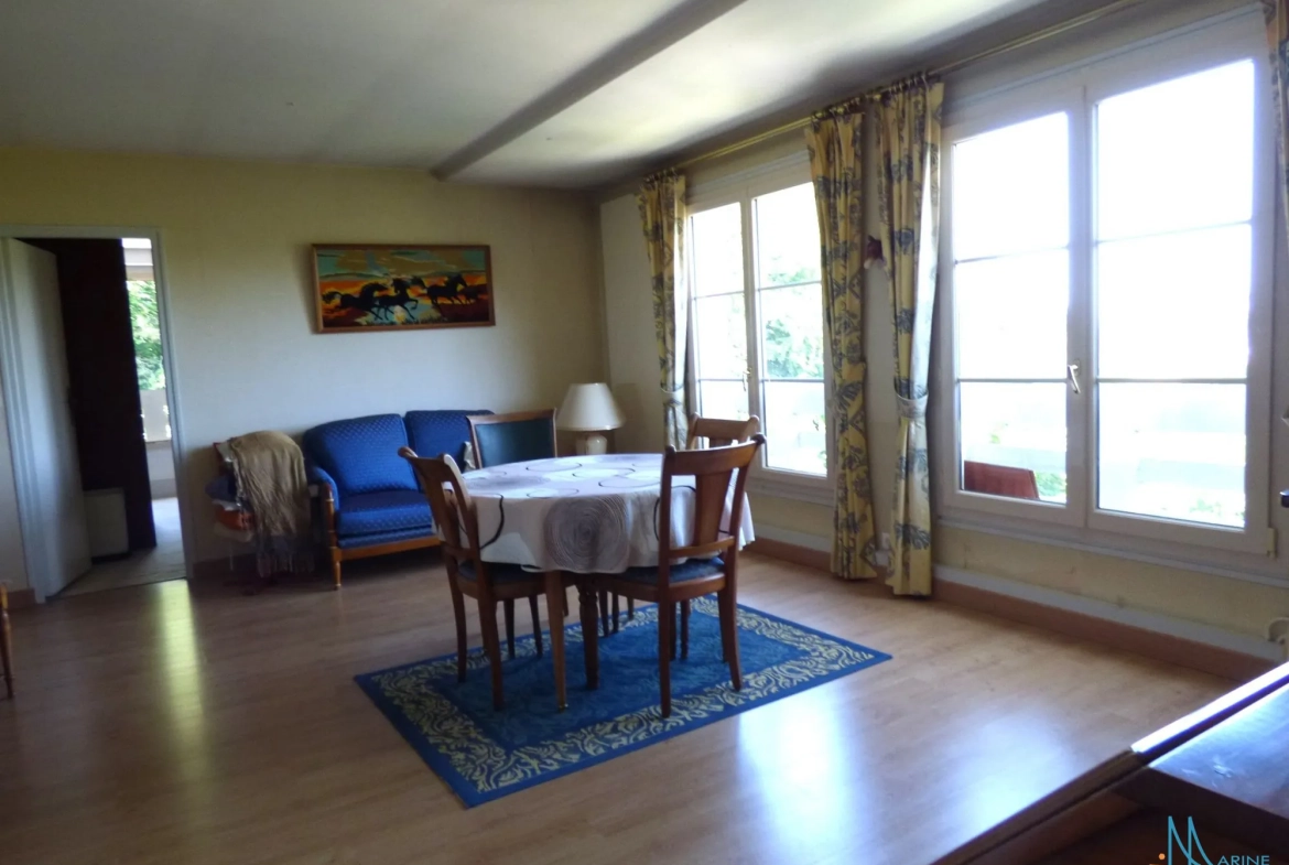 Appartement 3 pièces lumineux proche Dieppe avec garage et cave 