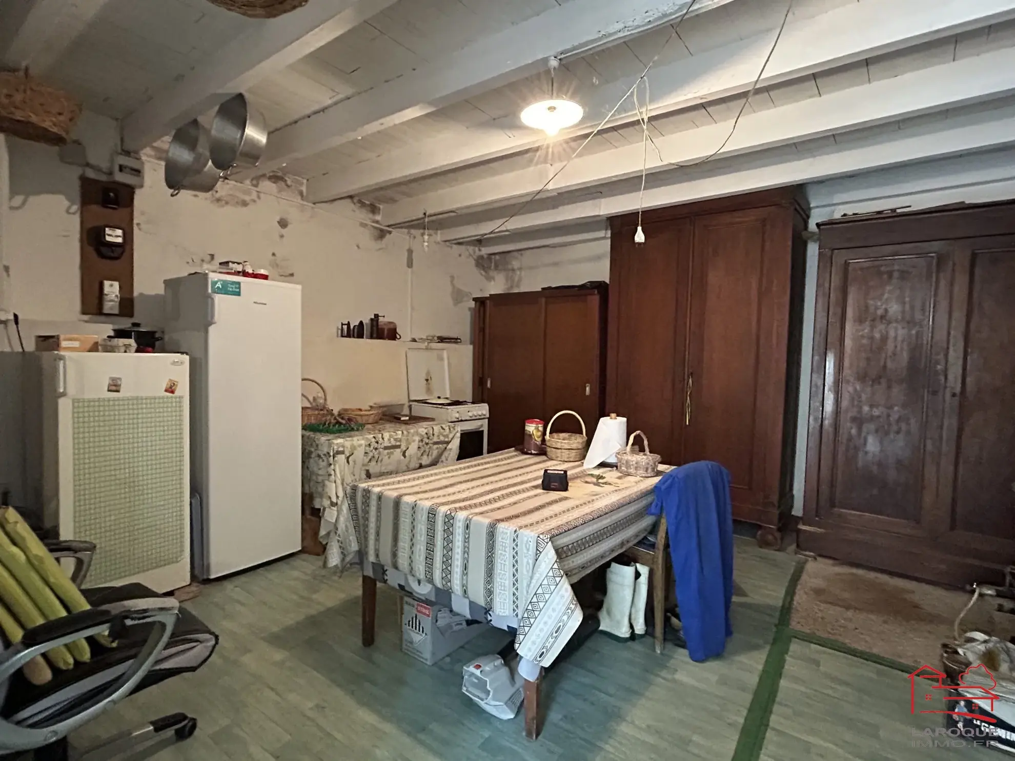 Maison individuelle avec jardin, dépendances et garage à Saint-Robert 47340 