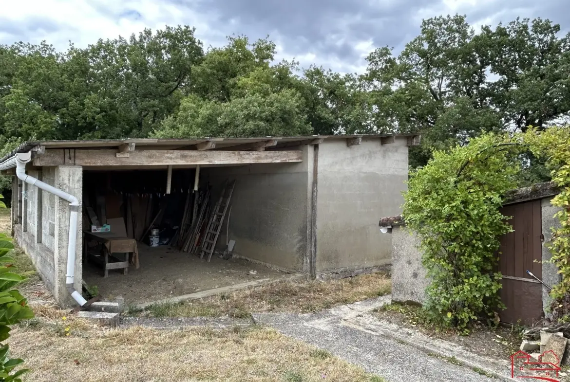 Maison individuelle avec jardin, dépendances et garage à Saint-Robert 47340 