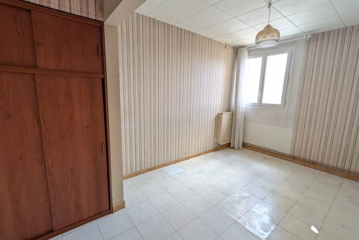 Maison familiale 4 chambres à vendre à Le Cendre, calme et vue Puy-de-Dôme 