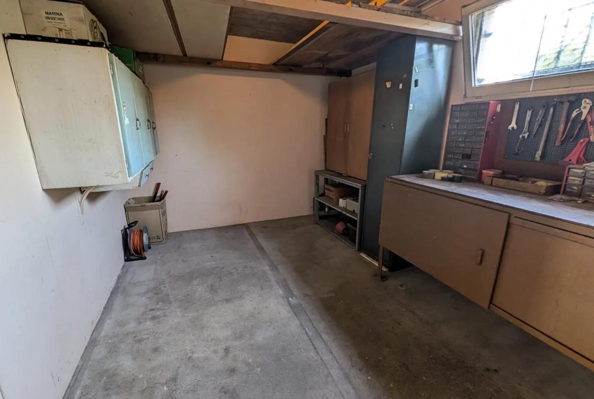 Maison familiale 4 chambres à vendre à Le Cendre, calme et vue Puy-de-Dôme 