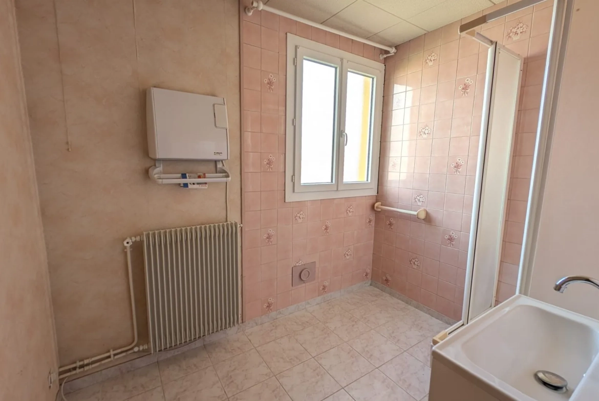 Maison familiale 4 chambres à vendre à Le Cendre, calme et vue Puy-de-Dôme 