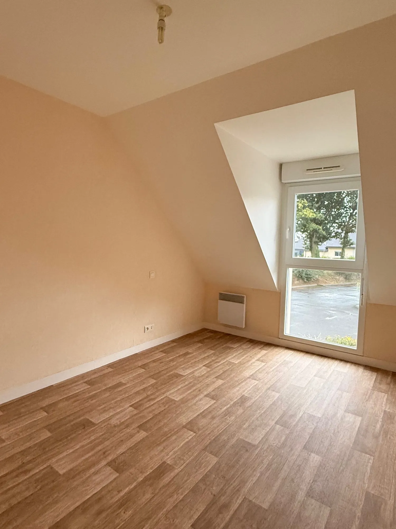 Maison récente avec terrasse et jardin à Béguard – 62 m² 